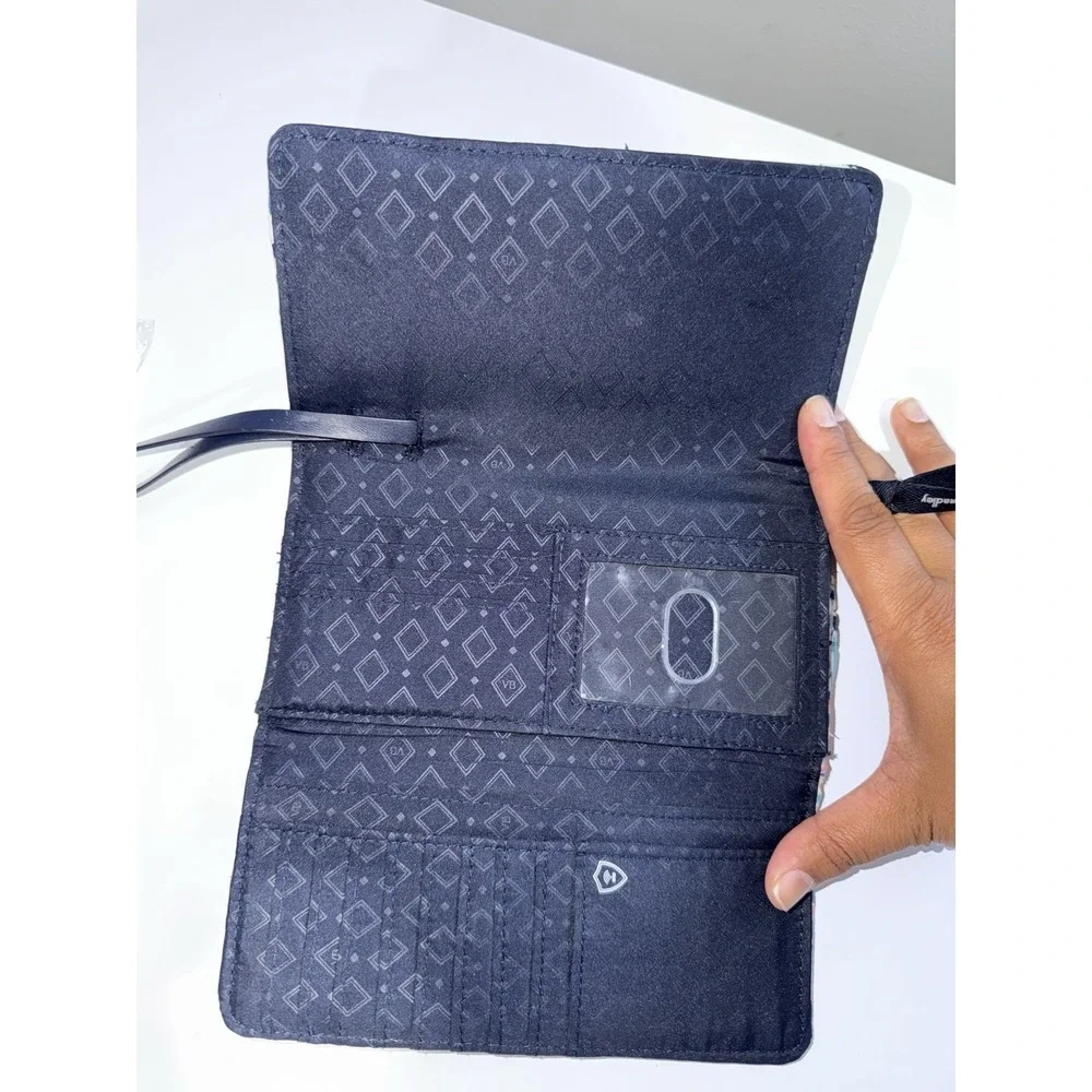 Vera Bradley Escapade Wristlet Lotus Flower Swirl Zip‎ Blue Wallet Passport F